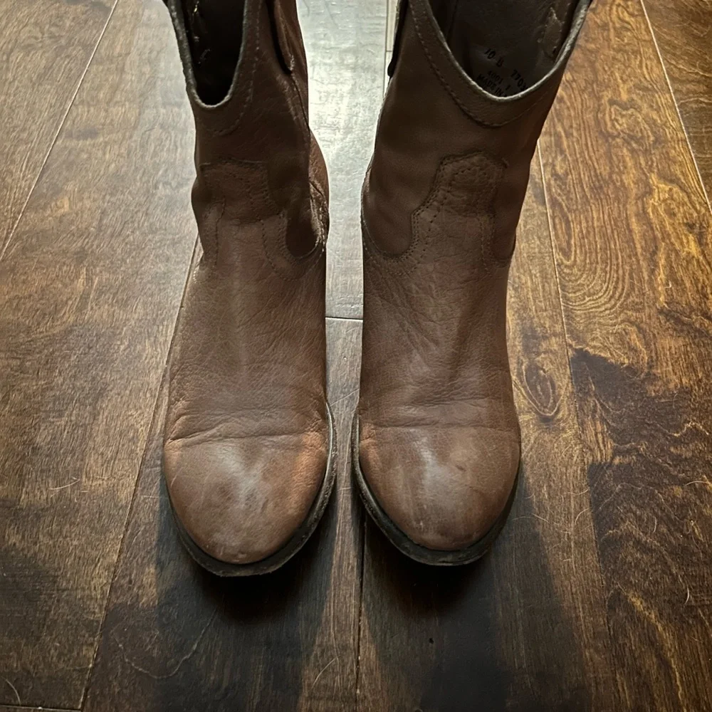Frye distressed Carson Booties - boots - Picture 7 of 7